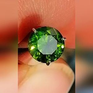 Demantoid Garnet gemstone
